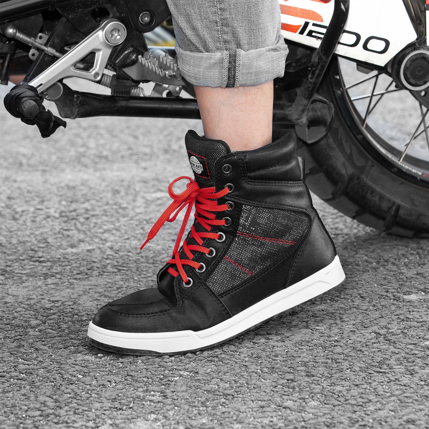 IRONJIAS Black Protective Breathable Motorcycle Shoes | XZ001